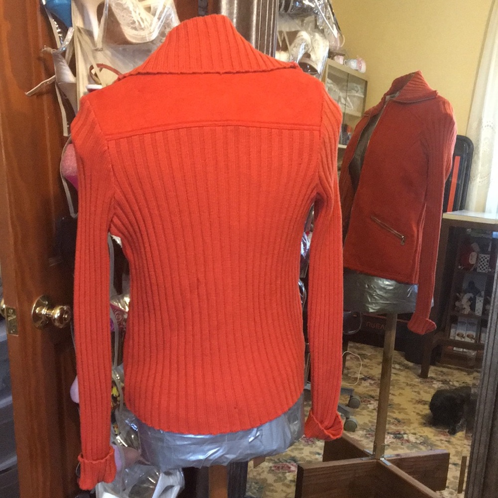 Dark orange jacket - Picture 2 of 6